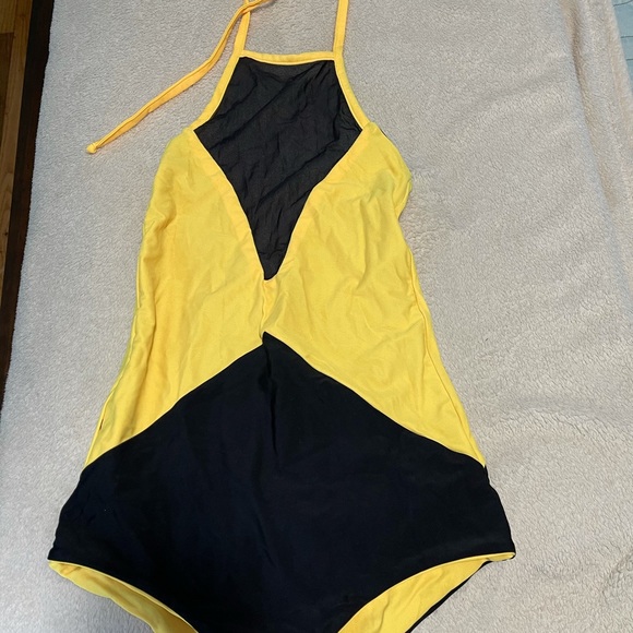 Reversible color block one piece swimsuit - Picture 2 of 2